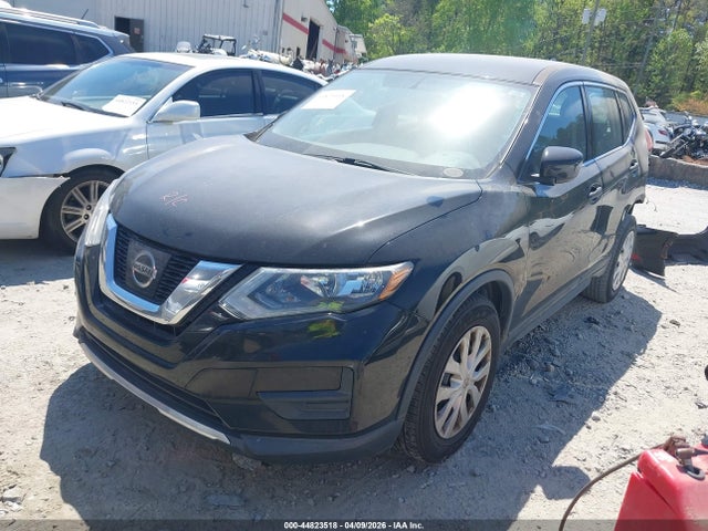 44823518 :رقم المزاد ، 5N1AT2MV7HC831787 vin ، 2017 Nissan Rogue S مزاد بيع