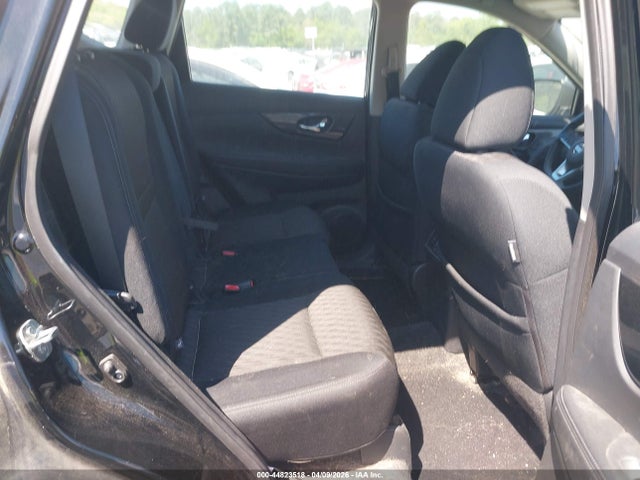 44823518 :رقم المزاد ، 5N1AT2MV7HC831787 vin ، 2017 Nissan Rogue S مزاد بيع