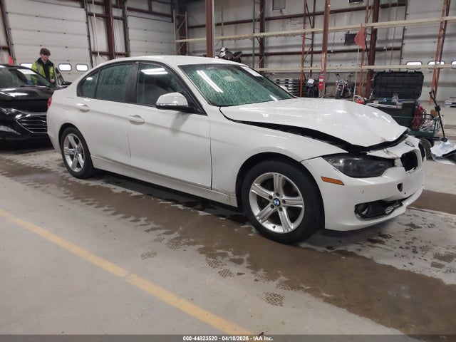 44823520 :رقم المزاد ، WBA3B3C52DJ976911 vin ، 2013 Bmw 328i Xdrive مزاد بيع