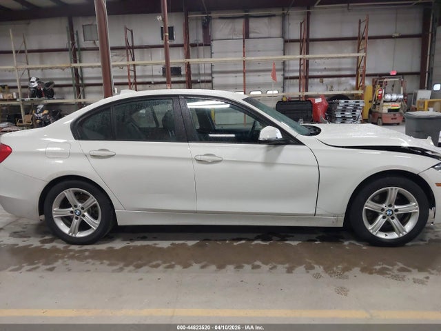 44823520 :رقم المزاد ، WBA3B3C52DJ976911 vin ، 2013 Bmw 328i Xdrive مزاد بيع