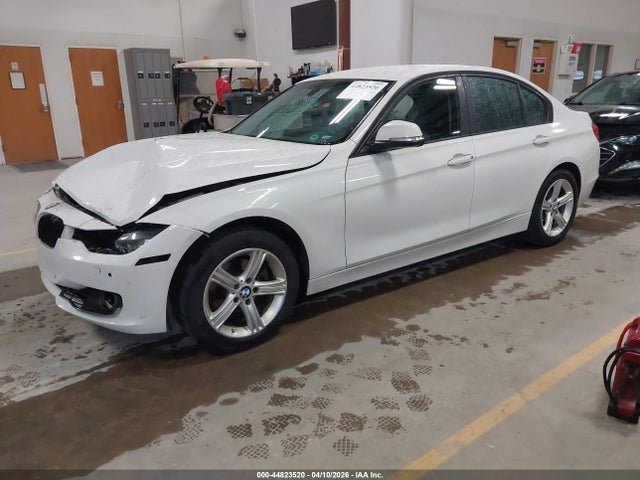 44823520 :رقم المزاد ، WBA3B3C52DJ976911 vin ، 2013 Bmw 328i Xdrive مزاد بيع