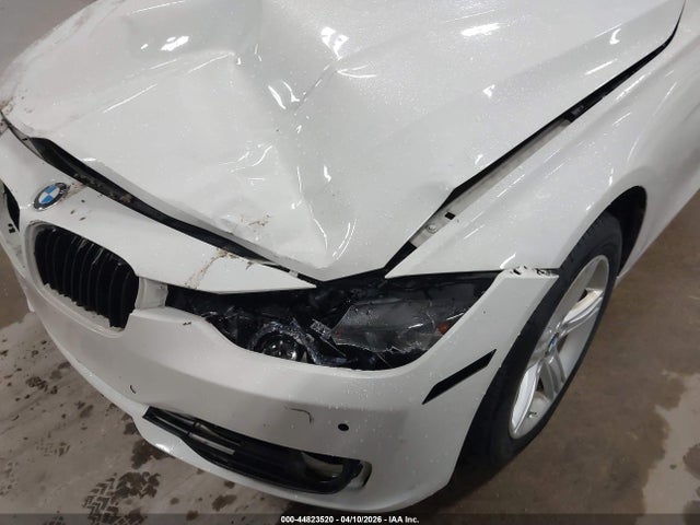 44823520 :رقم المزاد ، WBA3B3C52DJ976911 vin ، 2013 Bmw 328i Xdrive مزاد بيع