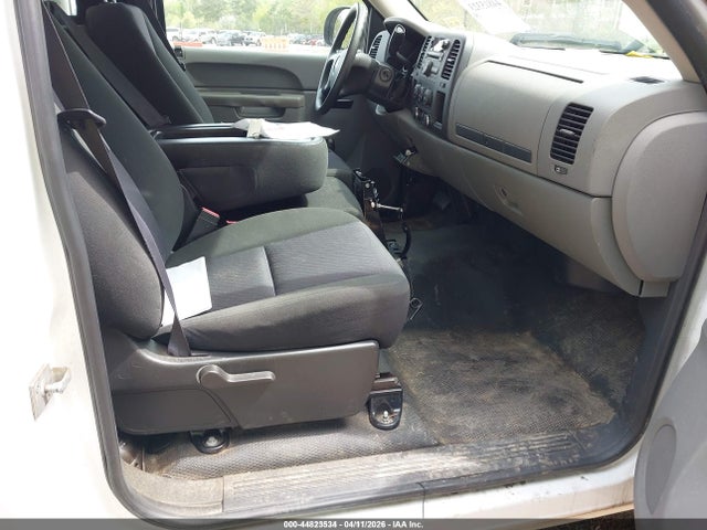 2011 CHEVROLET SILVERADO 1500 1GCNCPEA5BZ369815 Photo 4