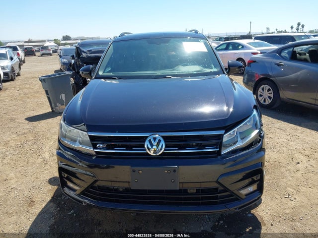 3VV3B7AX9LM086813 Volkswagen Tiguan 2.0t Se/2.0t Se R-line Black/2.0t Sel
