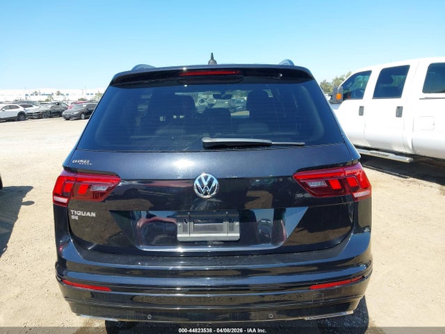 3VV3B7AX9LM086813 Volkswagen Tiguan 2.0t Se/2.0t Se R-line Black/2.0t Sel