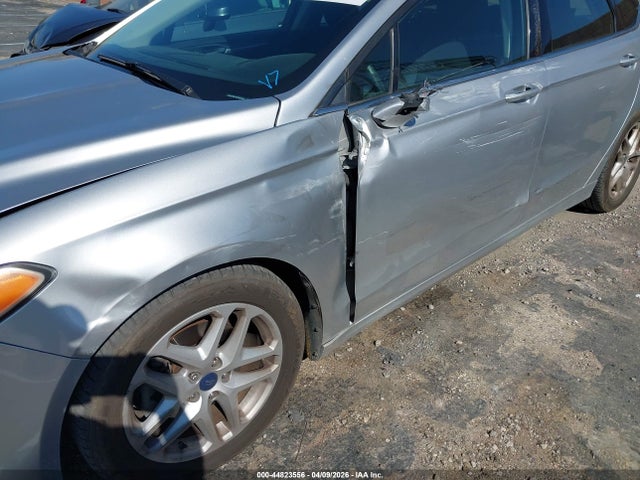 3FA6P0H76FR229451 Ford FUSION SE