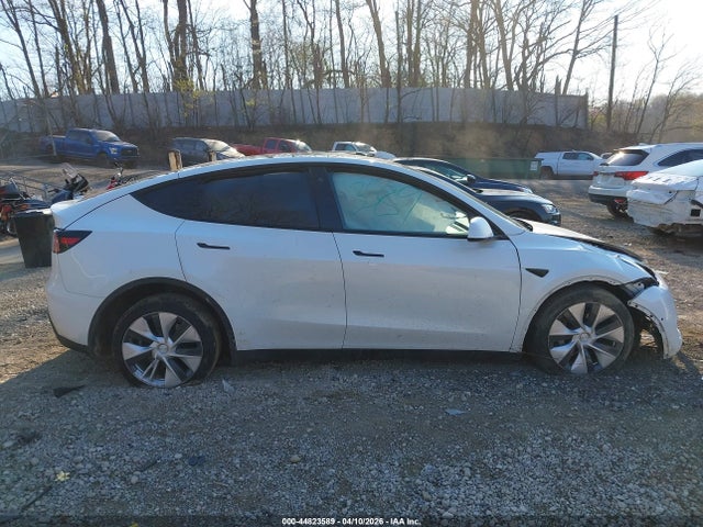 Продажа на аукционе авто 2020 Tesla Model Y Long Range Dual Motor All-wheel Drive, vin: 5YJYGDEE6LF035965, номер лота: 44823589
