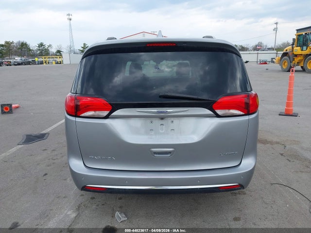 2020 Chrysler Pacifica Limited მანქანა იყიდება აუქციონზე, vin: 2C4RC1GG4LR283598, აუქციონის ნომერი: 44823617