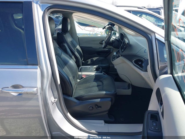 2020 Chrysler Pacifica Limited მანქანა იყიდება აუქციონზე, vin: 2C4RC1GG4LR283598, აუქციონის ნომერი: 44823617