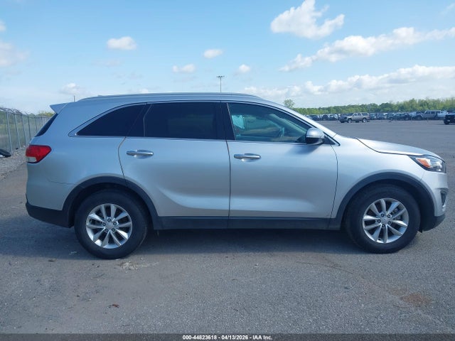 Продаж на аукціоні авто 2017 Kia Sorento 2.4l Lx, vin: 5XYPG4A34HG249076, номер лоту: 44823618