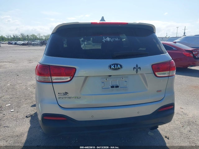 Продаж на аукціоні авто 2017 Kia Sorento 2.4l Lx, vin: 5XYPG4A34HG249076, номер лоту: 44823618