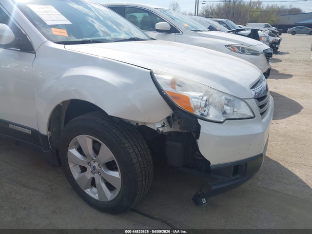 44823626 :رقم المزاد ، 4S4BRCKC1B3434867 vin ، 2011 Subaru Outback 2.5i Limited مزاد بيع