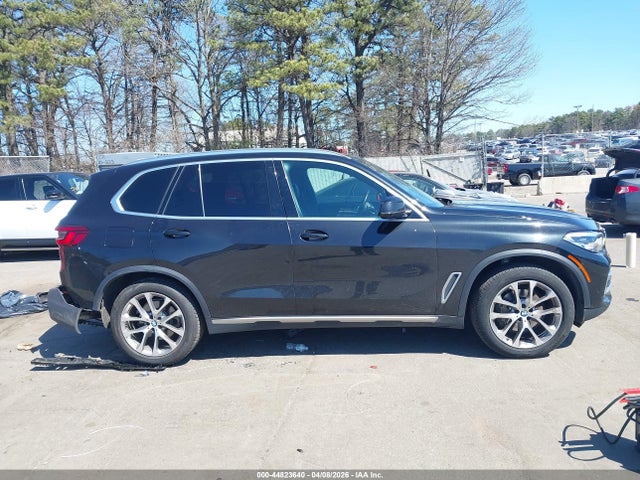 44823640 :رقم المزاد ، 5UXCR6C55KLL52889 vin ، 2019 Bmw X5 Xdrive40i مزاد بيع