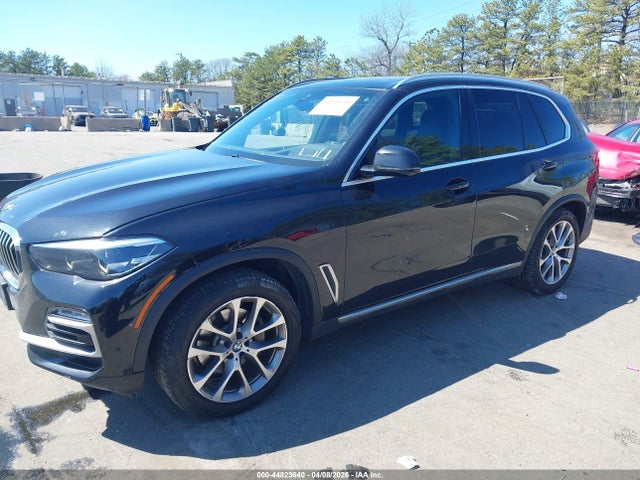 44823640 :رقم المزاد ، 5UXCR6C55KLL52889 vin ، 2019 Bmw X5 Xdrive40i مزاد بيع