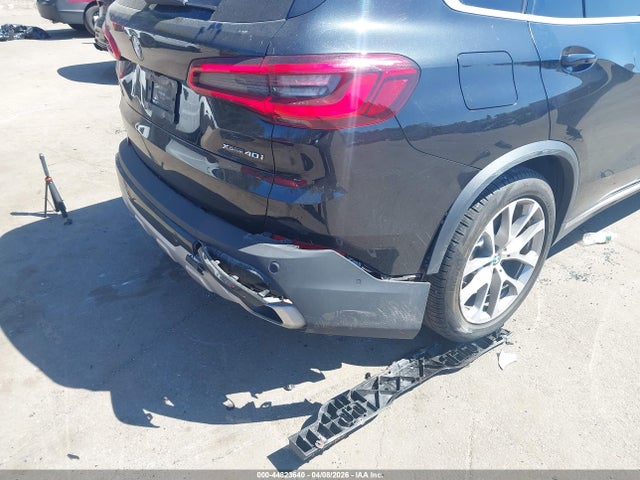 44823640 :رقم المزاد ، 5UXCR6C55KLL52889 vin ، 2019 Bmw X5 Xdrive40i مزاد بيع