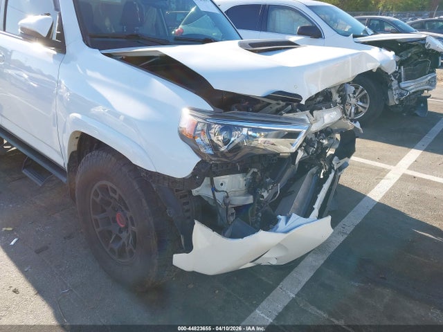 Продаж на аукціоні авто 2021 Toyota 4runner Trd Off Road Premium, vin: JTERU5JR9M5913799, номер лоту: 44823655