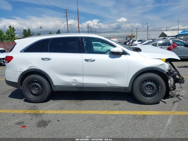 5XYPGDA59GG175489 KIA Sorento 3.3l Lx
