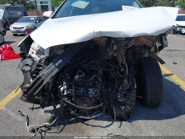 5XYPGDA59GG175489 KIA Sorento 3.3l Lx