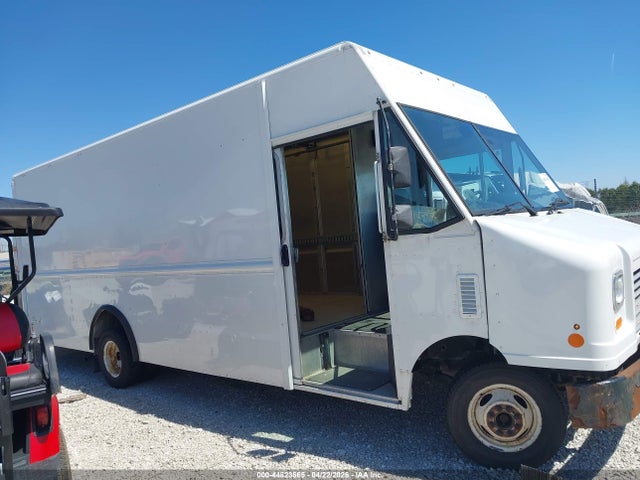 Продажа на аукционе авто 2016 Ford E-450 Stripped, vin: 1FC3E4KL2GDC08977, номер лота: 44823665