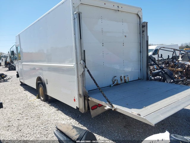 Продажа на аукционе авто 2016 Ford E-450 Stripped, vin: 1FC3E4KL2GDC08977, номер лота: 44823665