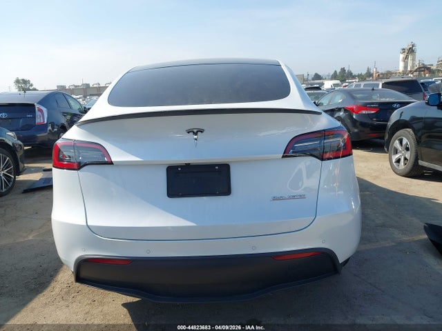 2021 Tesla Model Y Performance Dual Motor All-wheel Drive მანქანა იყიდება აუქციონზე, vin: 5YJYGDEF0MF146442, აუქციონის ნომერი: 44823683