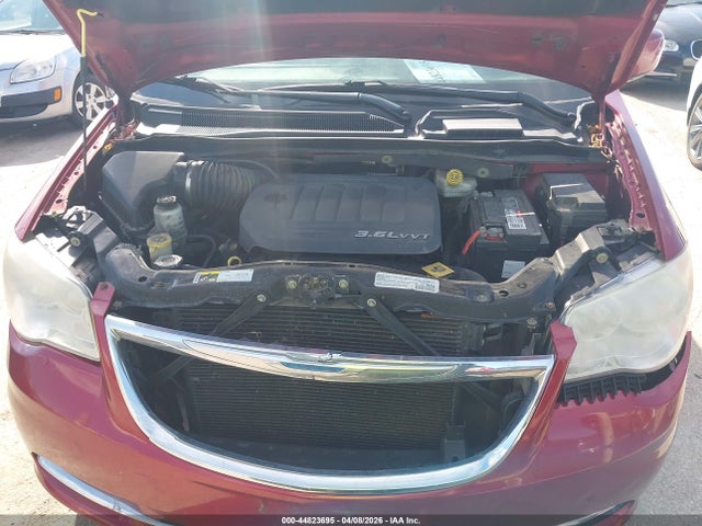 44823695 :رقم المزاد ، 2C4RC1BG8ER402375 vin ، 2014 Chrysler Town & Country Touring مزاد بيع