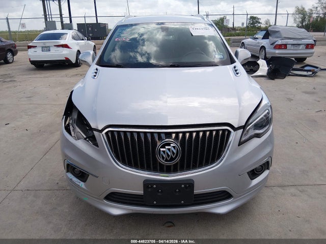 44823705 :رقم المزاد ، LRBFX1SA4JD006314 vin ، 2018 Buick Envision Essence مزاد بيع