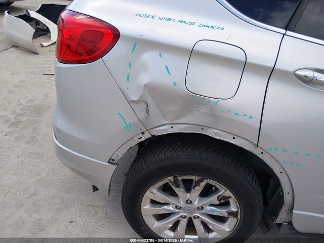 44823705 :رقم المزاد ، LRBFX1SA4JD006314 vin ، 2018 Buick Envision Essence مزاد بيع