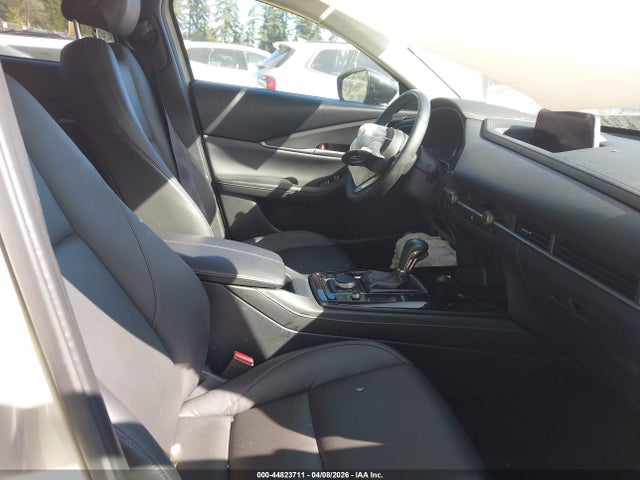44823711 :رقم المزاد ، 3MVDMBBM2RM696922 vin ، 2024 Mazda Cx-30 2.5 S Select Sport مزاد بيع