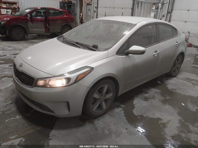 44823713 :رقم المزاد ، 3KPFL4A71JE255754 vin ، 2018 Kia Forte Lx مزاد بيع