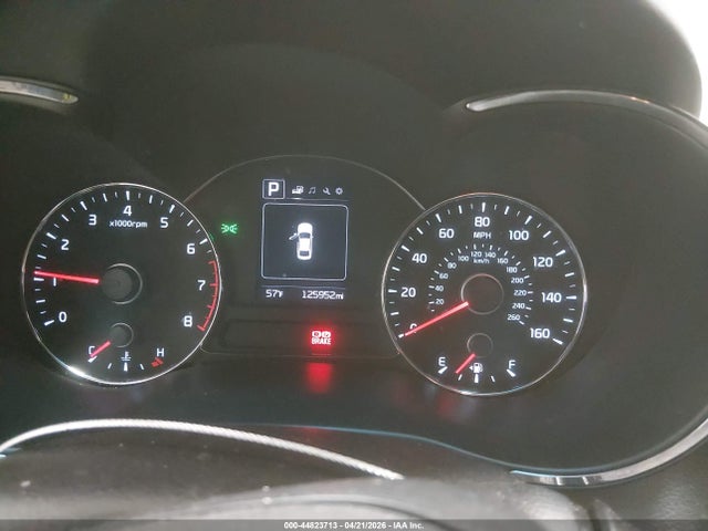 44823713 :رقم المزاد ، 3KPFL4A71JE255754 vin ، 2018 Kia Forte Lx مزاد بيع