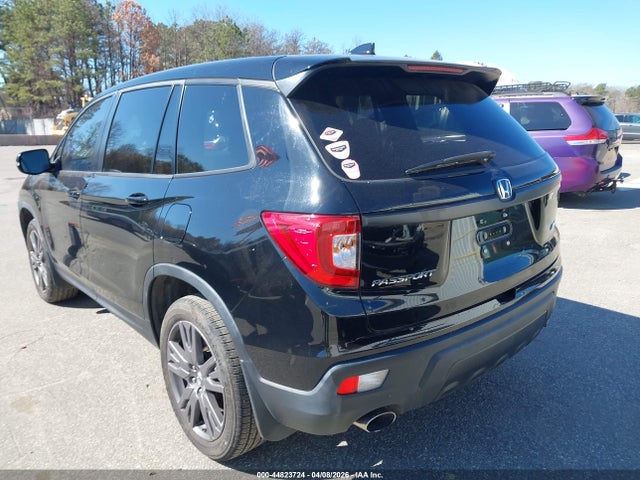 2021 HONDA PASSPORT 5FNYF8H58MB040933 Photo 2
