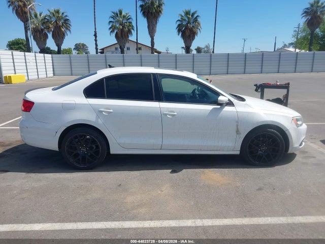 Продажа на аукционе авто 2012 Volkswagen Jetta 2.5l Se, vin: 3VWDX7AJ6CM385446, номер лота: 44823728