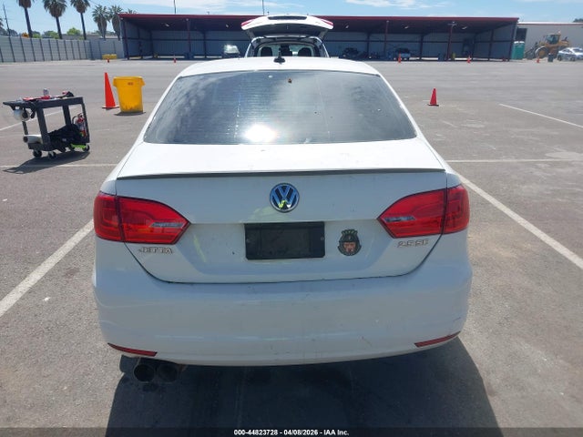 Продажа на аукционе авто 2012 Volkswagen Jetta 2.5l Se, vin: 3VWDX7AJ6CM385446, номер лота: 44823728