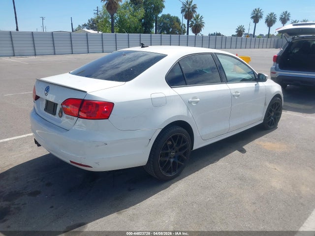 Продажа на аукционе авто 2012 Volkswagen Jetta 2.5l Se, vin: 3VWDX7AJ6CM385446, номер лота: 44823728