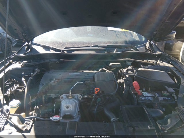 Продажа на аукционе авто 2017 Honda Accord Sport, vin: 1HGCR2F58HA268240, номер лота: 44823731