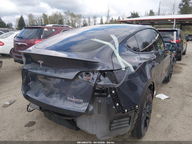 7SAYGDEF3PF825421 Tesla Model Y Performance Dual Motor All-wheel Drive