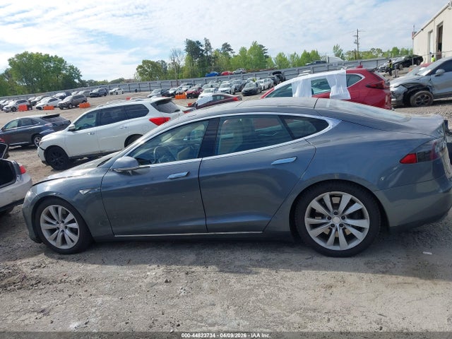 44823734 :رقم المزاد ، 5YJSA1CP3DFP23840 vin ، 2013 Tesla Model S Performance مزاد بيع