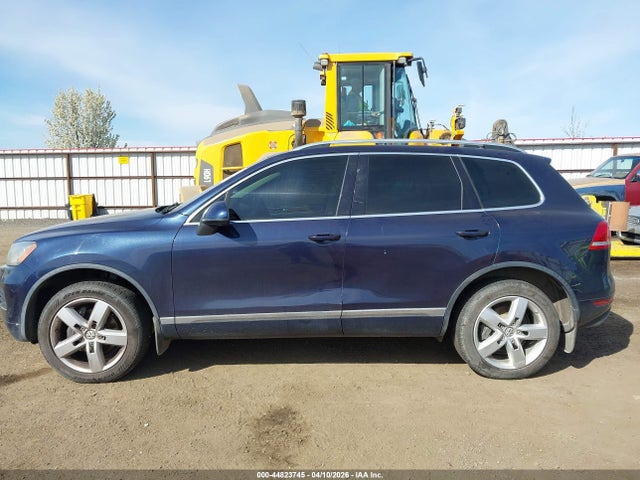 2012 Volkswagen Touareg Tdi Lux მანქანა იყიდება აუქციონზე, vin: WVGFK9BP3CD000604, აუქციონის ნომერი: 44823745