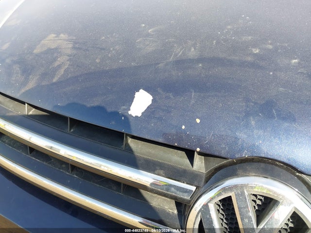 2012 VOLKSWAGEN TOUAREG WVGFK9BP3CD000604 Photo 5