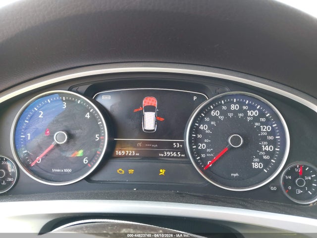 2012 VOLKSWAGEN TOUAREG WVGFK9BP3CD000604 Photo 6