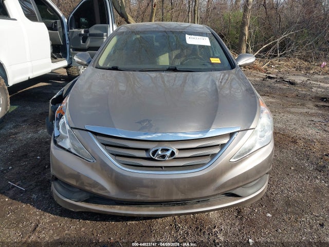 2014 Hyundai Sonata Gls მანქანა იყიდება აუქციონზე, vin: 5NPEB4AC4EH878668, აუქციონის ნომერი: 44823747