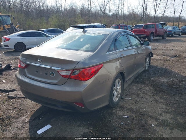 2014 Hyundai Sonata Gls მანქანა იყიდება აუქციონზე, vin: 5NPEB4AC4EH878668, აუქციონის ნომერი: 44823747