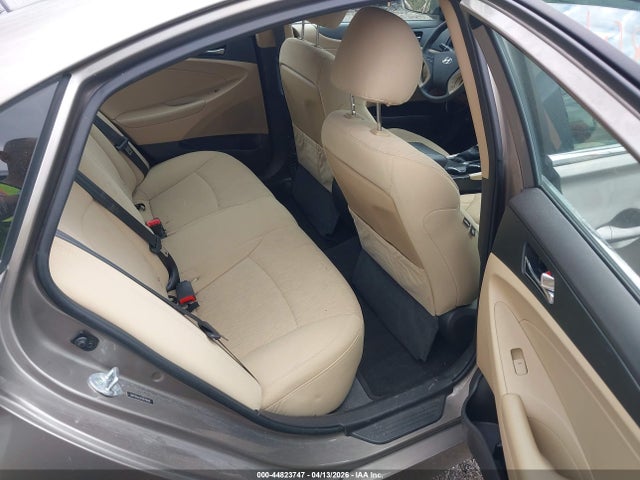 2014 Hyundai Sonata Gls მანქანა იყიდება აუქციონზე, vin: 5NPEB4AC4EH878668, აუქციონის ნომერი: 44823747