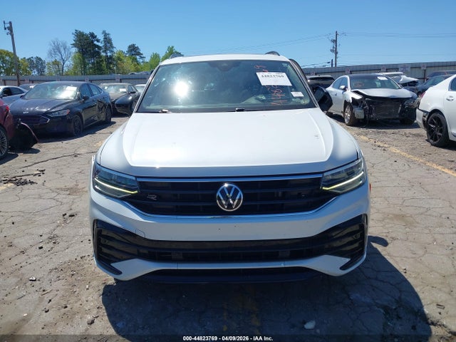 Aukcja sprzedaży 2022 Volkswagen Tiguan 2.0t Se R-line Black, vin: 3VVCB7AX7NM121206, numer aukcji: 44823769