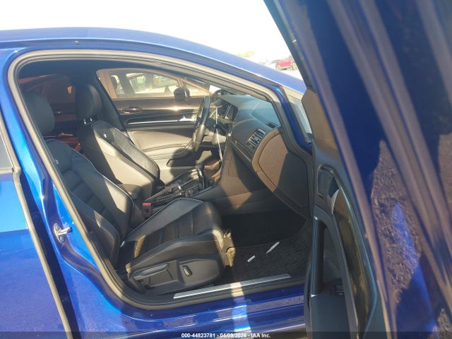 2018 VOLKSWAGEN GOLF R WVWWF7AUXJW063740 Photo 4