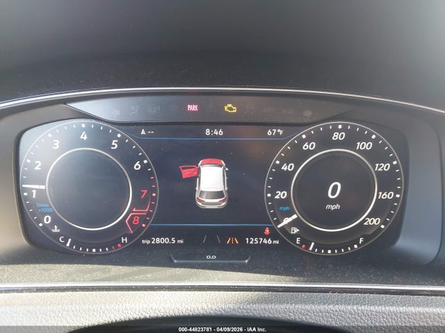 2018 VOLKSWAGEN GOLF R WVWWF7AUXJW063740 Photo 6