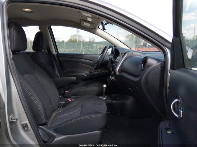 3N1CN7AP8EL835053 Nissan Versa 1.6 Sv
