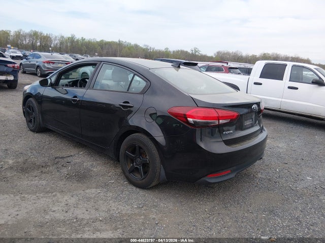 44823797 :رقم المزاد ، 3KPFK4A7XHE020783 vin ، 2017 Kia Forte Lx مزاد بيع