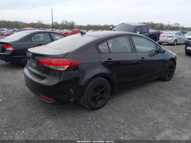 44823797 :رقم المزاد ، 3KPFK4A7XHE020783 vin ، 2017 Kia Forte Lx مزاد بيع